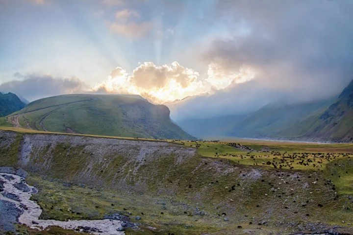 Climbing Elbrus From North Route (8 Days)