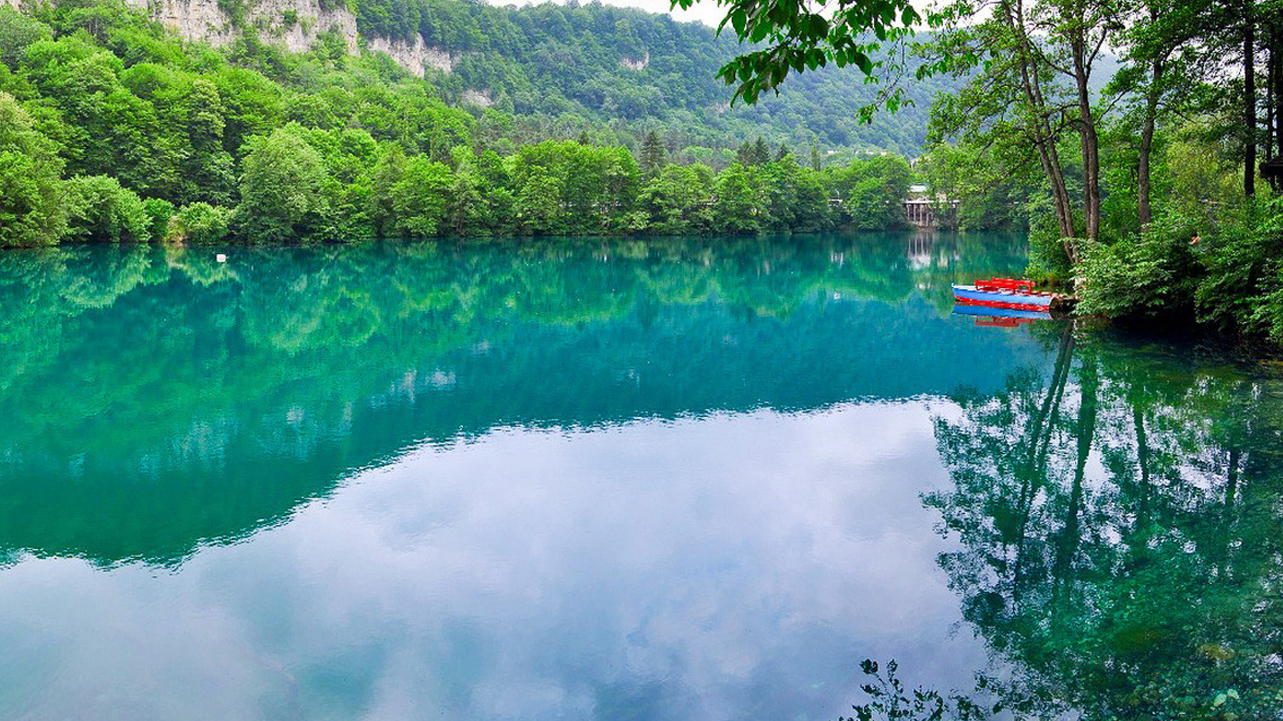 Blue Lakes and Thermal Hot Springs - Expedition photo 1