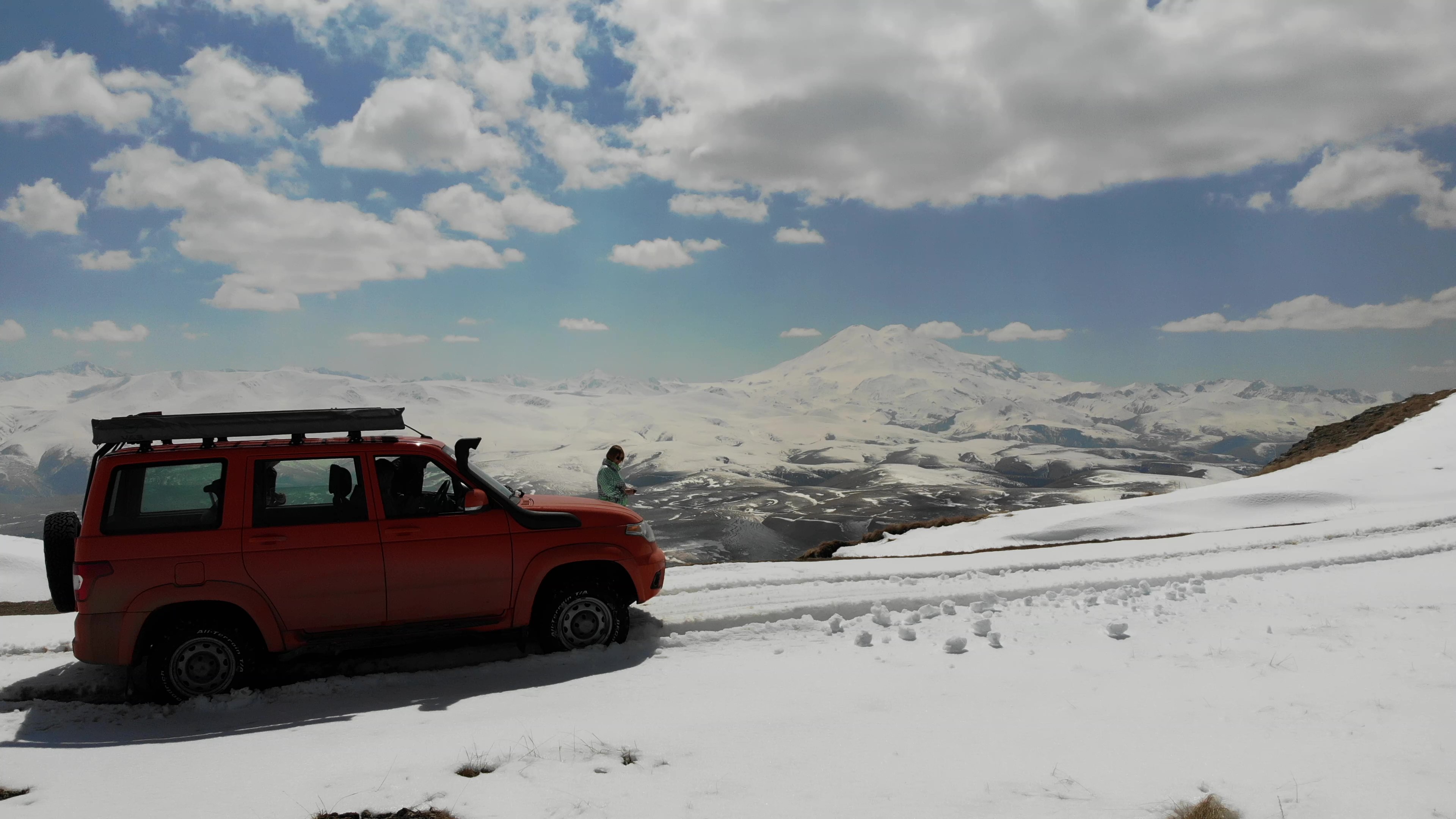 Jeep tours in Caucasus in winter/spring season