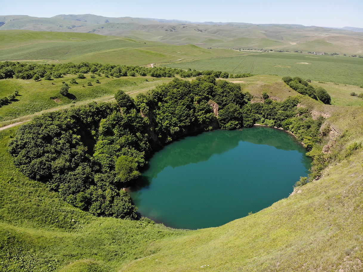 Lake Shadkhurey and Khabaz waterfalls - Expedition photo 2