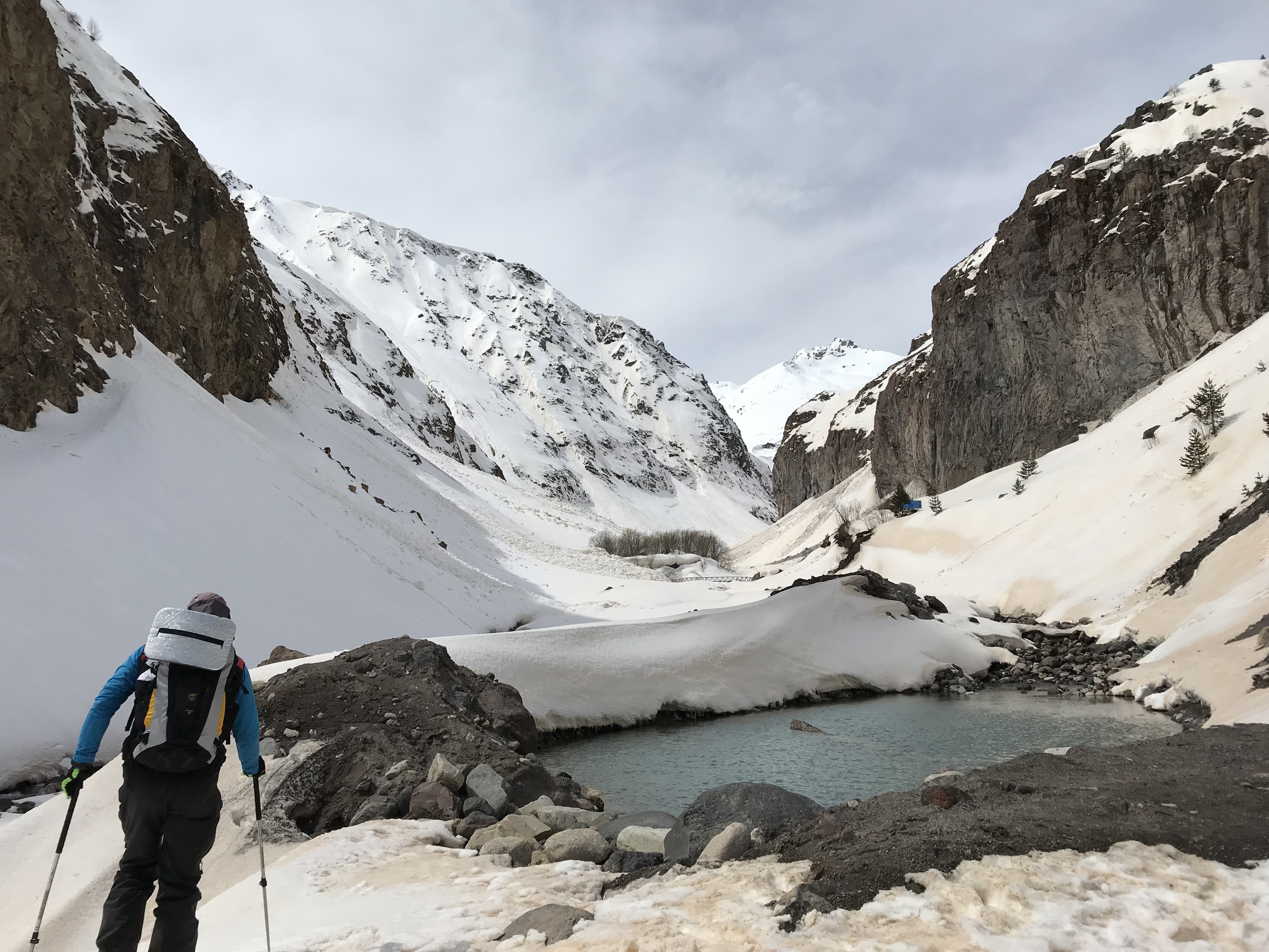 Azau-Mir-Shkhelda-Dzhantugan-Cheget-Shelter 11 - Expedition photo 2