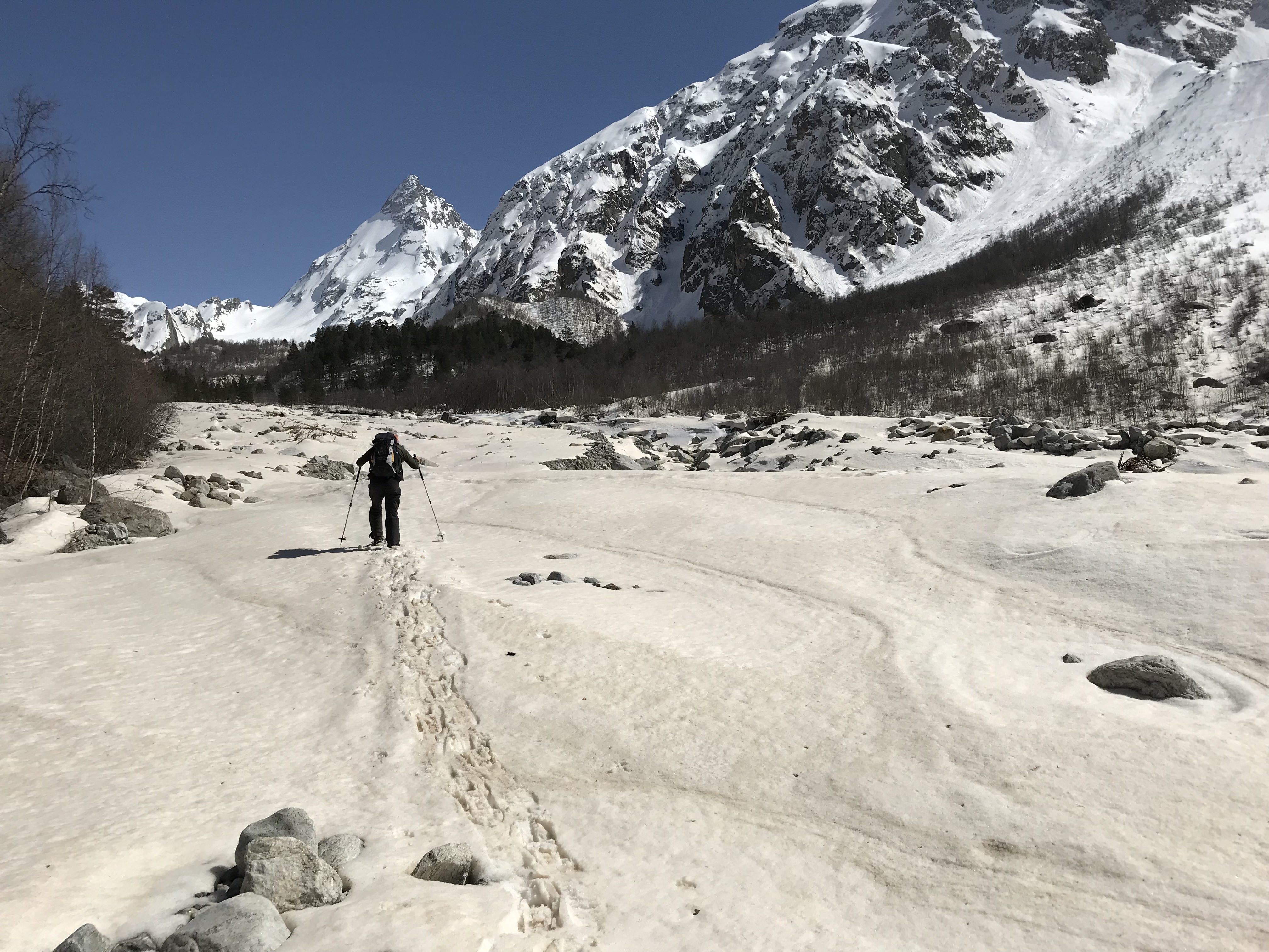 Azau-Mir-Shkhelda-Dzhantugan-Cheget-Shelter 11 - Expedition photo 6