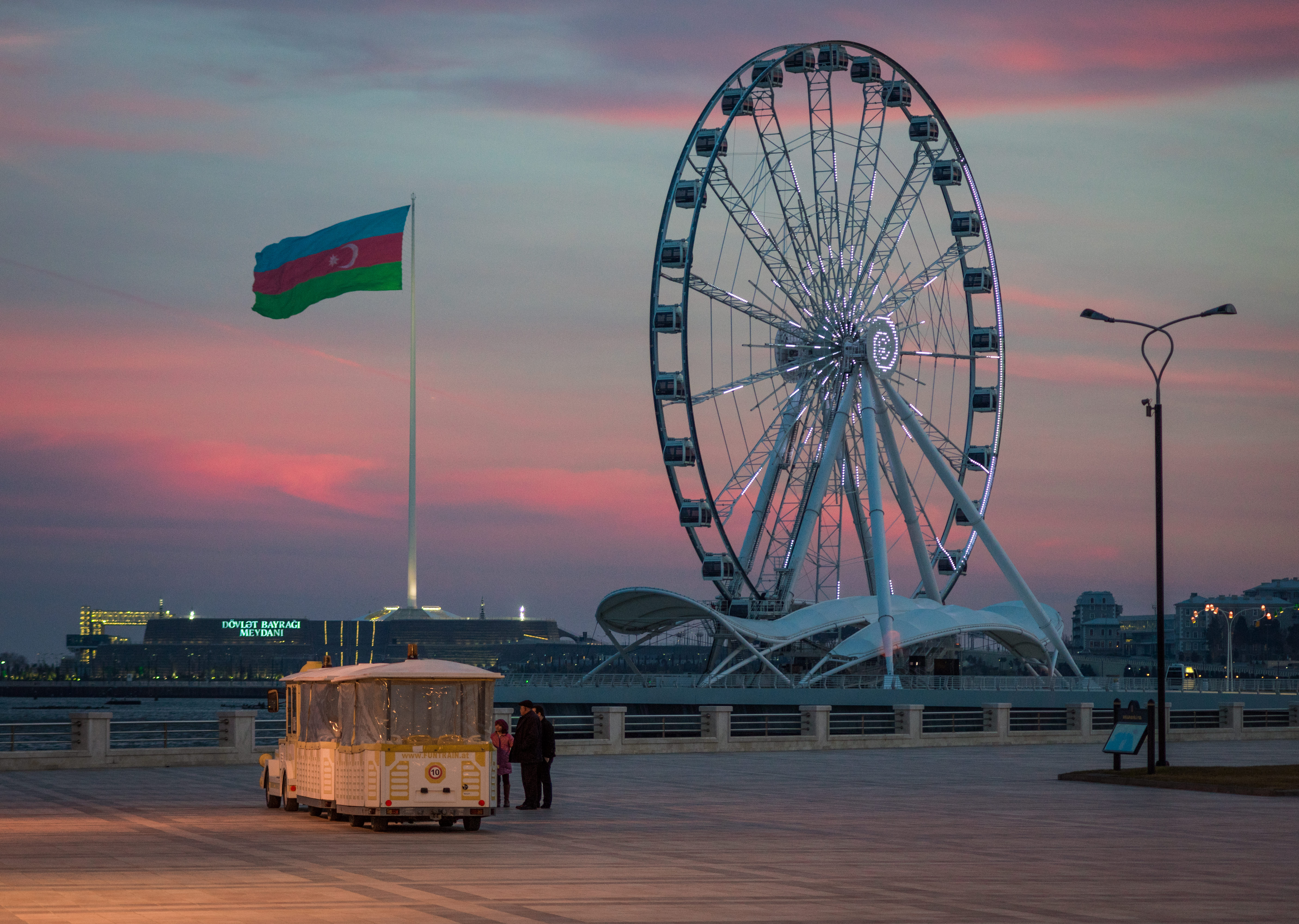 Azerbaijan - Baku - 5 days trip - Expedition photo 9