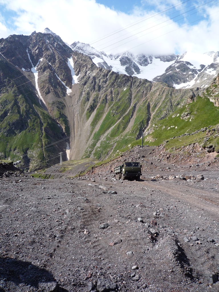 Route to Azau gorge - glaciers, waterfalls, lakes and passes - Expedition photo 6