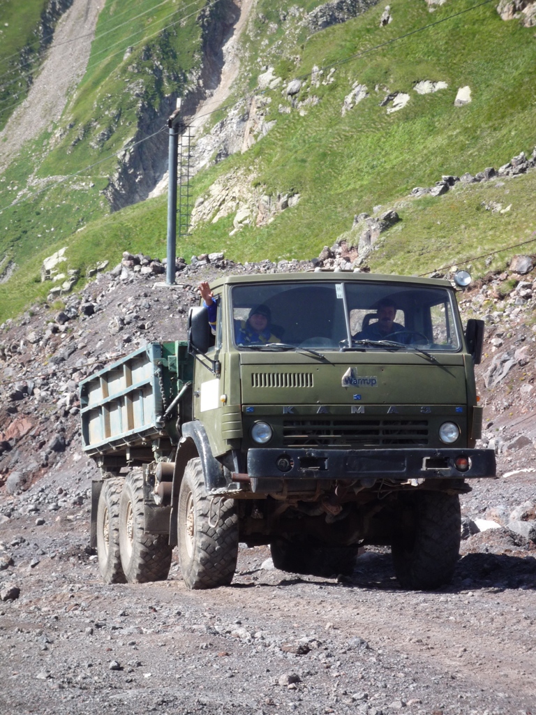 Route to Azau gorge - glaciers, waterfalls, lakes and passes - Expedition photo 7