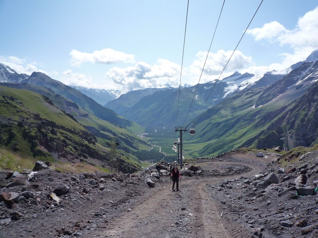 Route to Azau gorge - glaciers, waterfalls, lakes and passes - Expedition photo 8