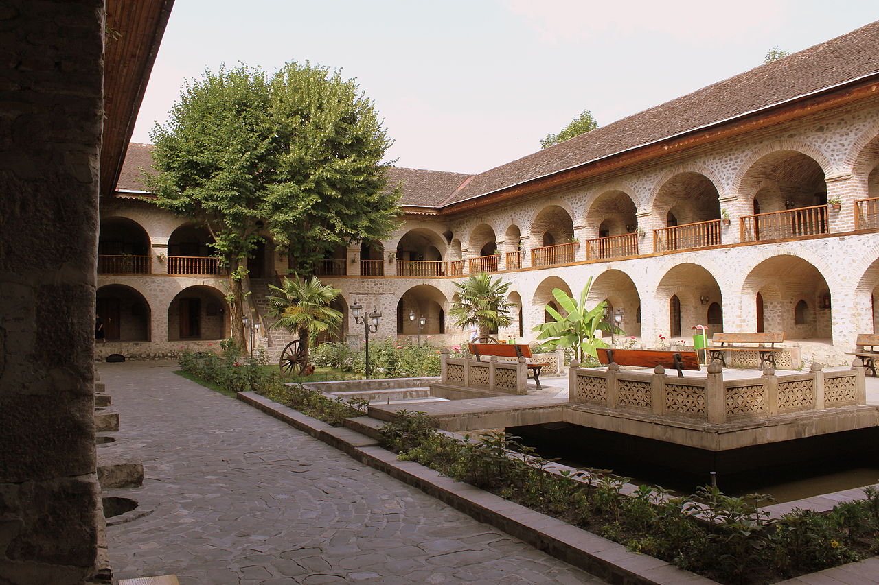 Azerbaijan - Baku - 5 days trip - Expedition photo 8